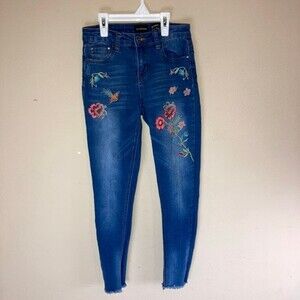 Ranbeeri -Flower Hummingbird Embroidered- Skinny Jeans [Women's Size 25]